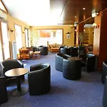 谷雪维尔华氏七号酒店 谷雪维尔