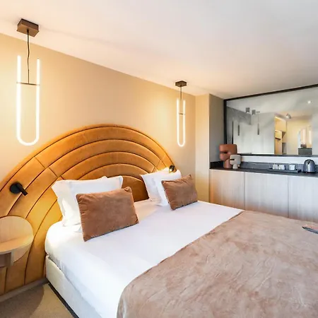 Hotel Fahrenheit Seven Courchevel