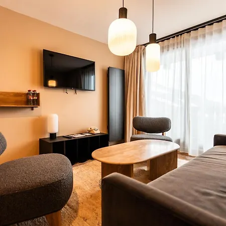 Hotel Fahrenheit Seven