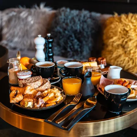 فيهرنهايت سيفن كورشيفيل فندق 4*