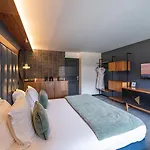 Hotel Fahrenheit Seven 4*