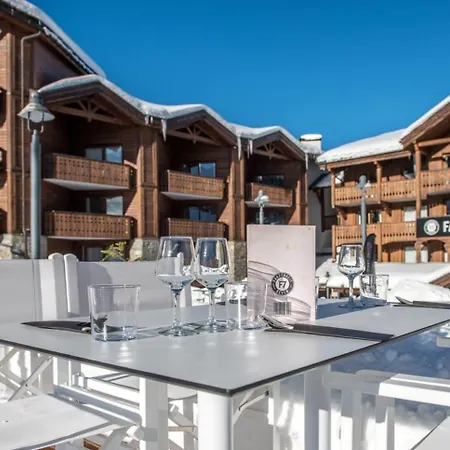 Hotel Fahrenheit Seven Courchevel