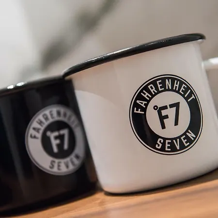 Fahrenheit Seven Hotel