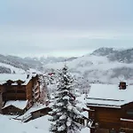 Fahrenheit Seven Szálloda Courchevel